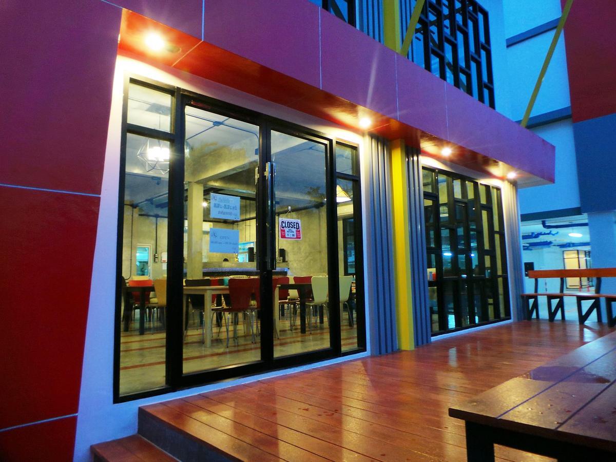 The Icon Service Apartment Si Maha Phot Exterior foto